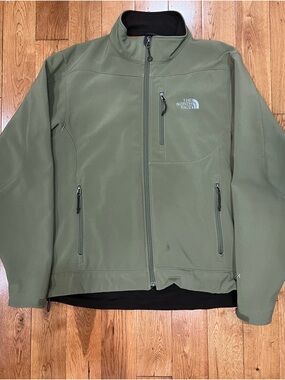 The North Face Softshell Jacket in Olive